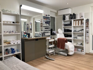 Cosmetics Shop